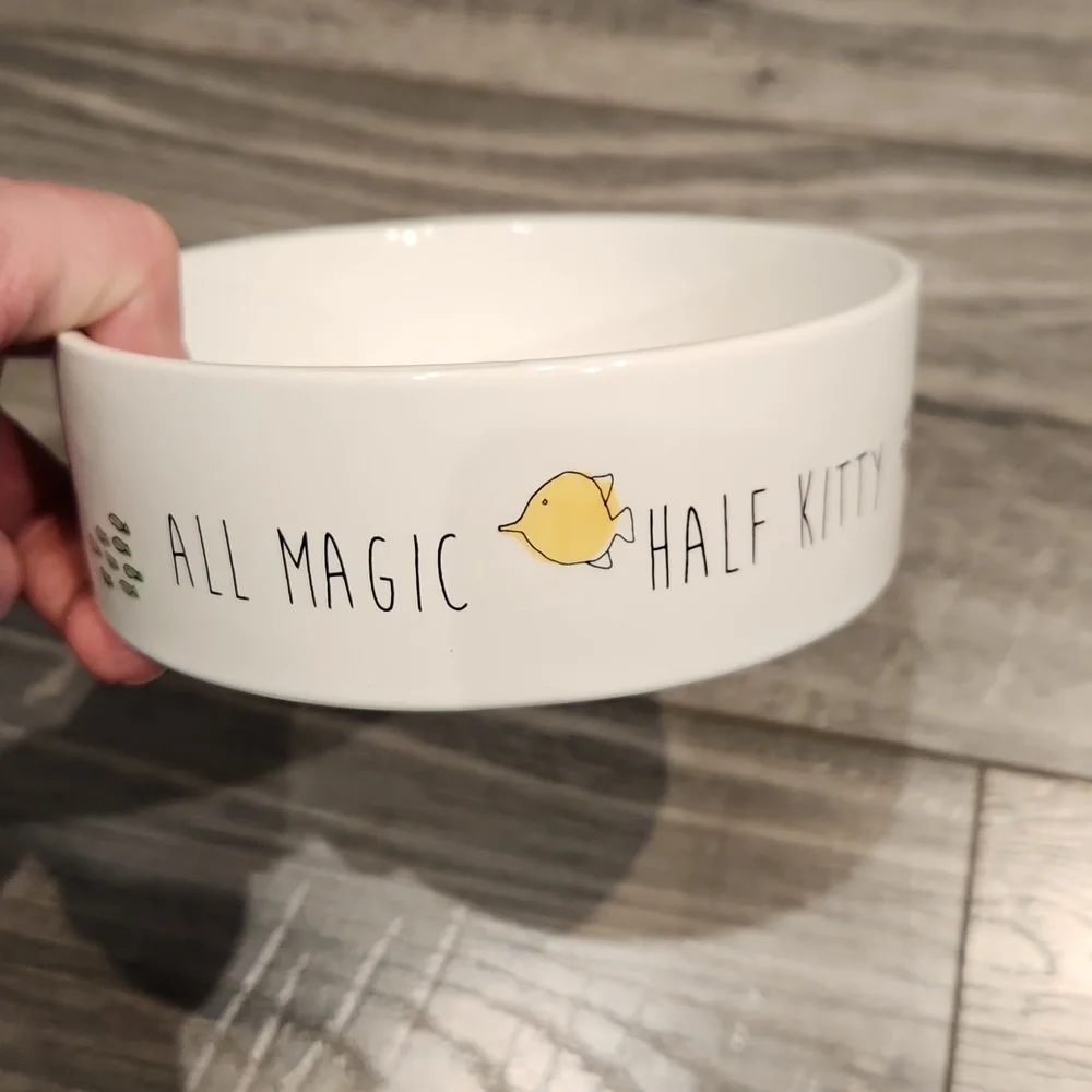 NWOT Fringe All Magic half kitty Cat Food Dish